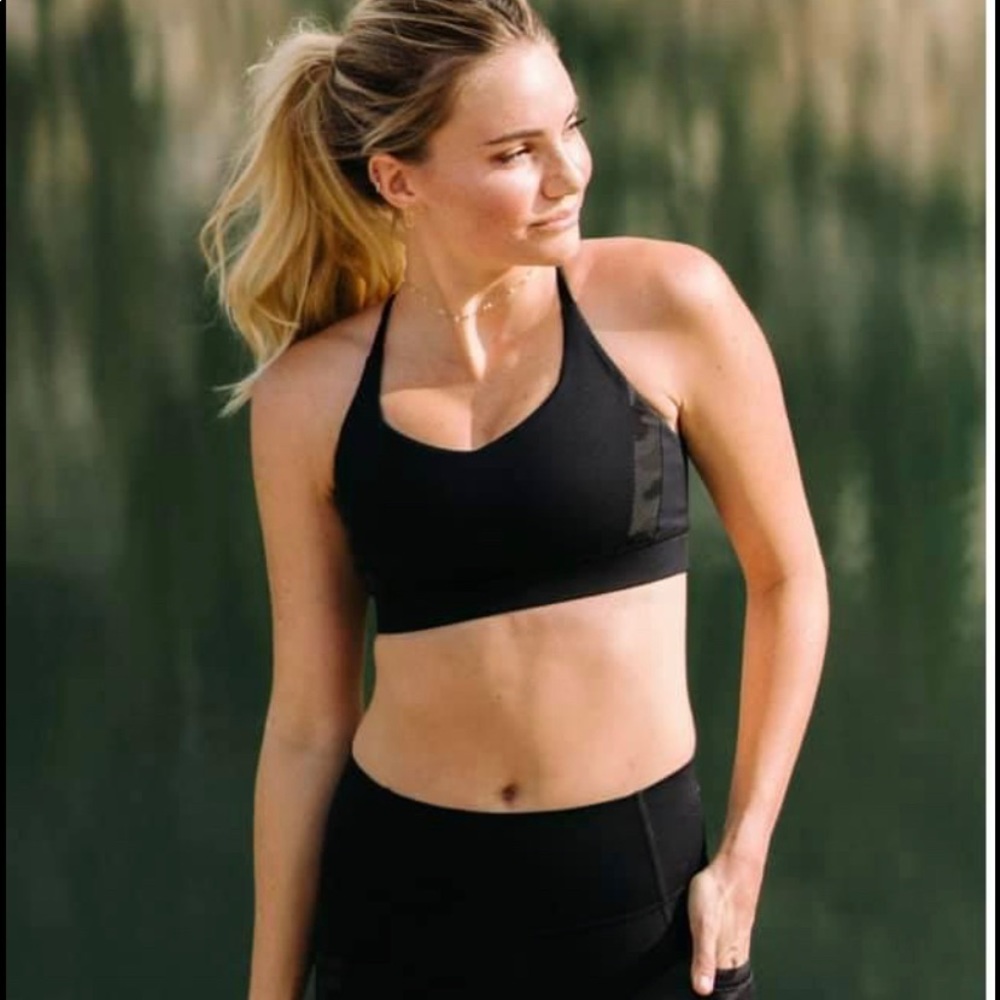 XL
Black Camo Reflective Brilliant Bra by Zyia